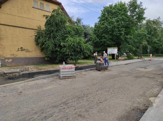 Przebudowa chodnika przy ul. Świerkowej i Kazimierza Pułaskiego