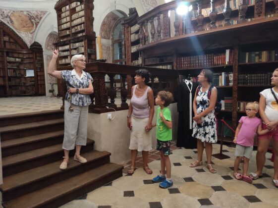 Zwiedzanie biblioteki poaugustiańskiej
