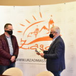 Jacek Patka i burmistrz Andrzej Katarzyniec